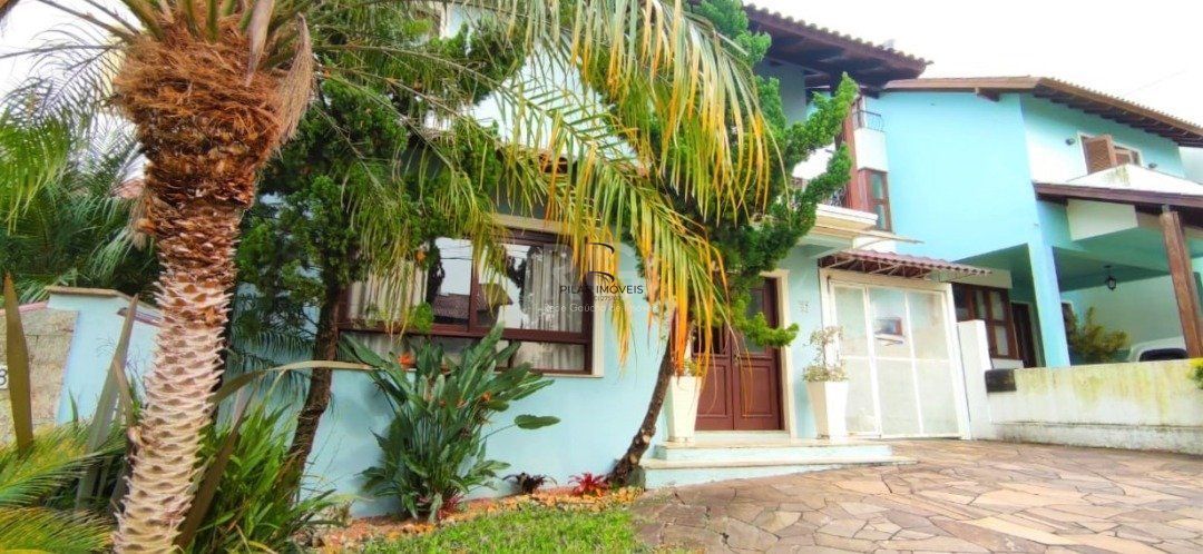 Casa para Venda - 179m², 3 dormitórios, sendo 1 suites, 5 vagas - Hípica