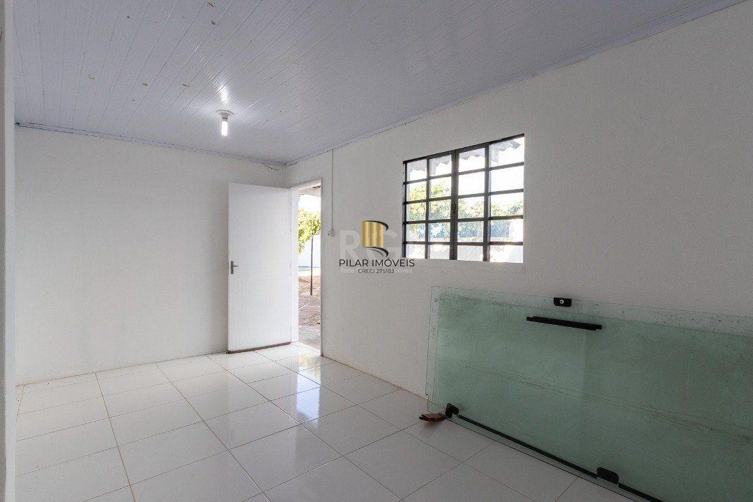 Casa para Venda - 180.2m², 3 dormitórios, 3 vagas - Medianeira