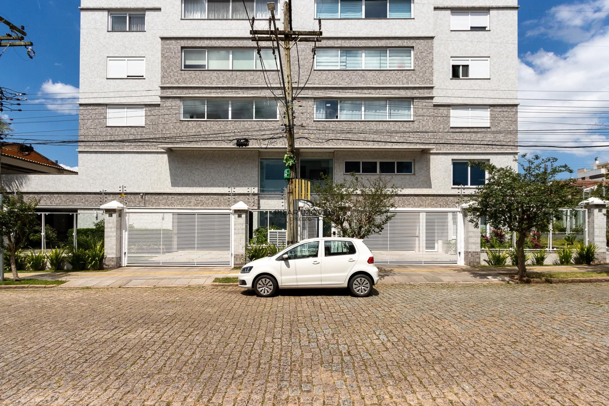 Apartamento de 3 dormitórios, 3 suítes, e 4 vagas, no bairro Jardim Lindoia