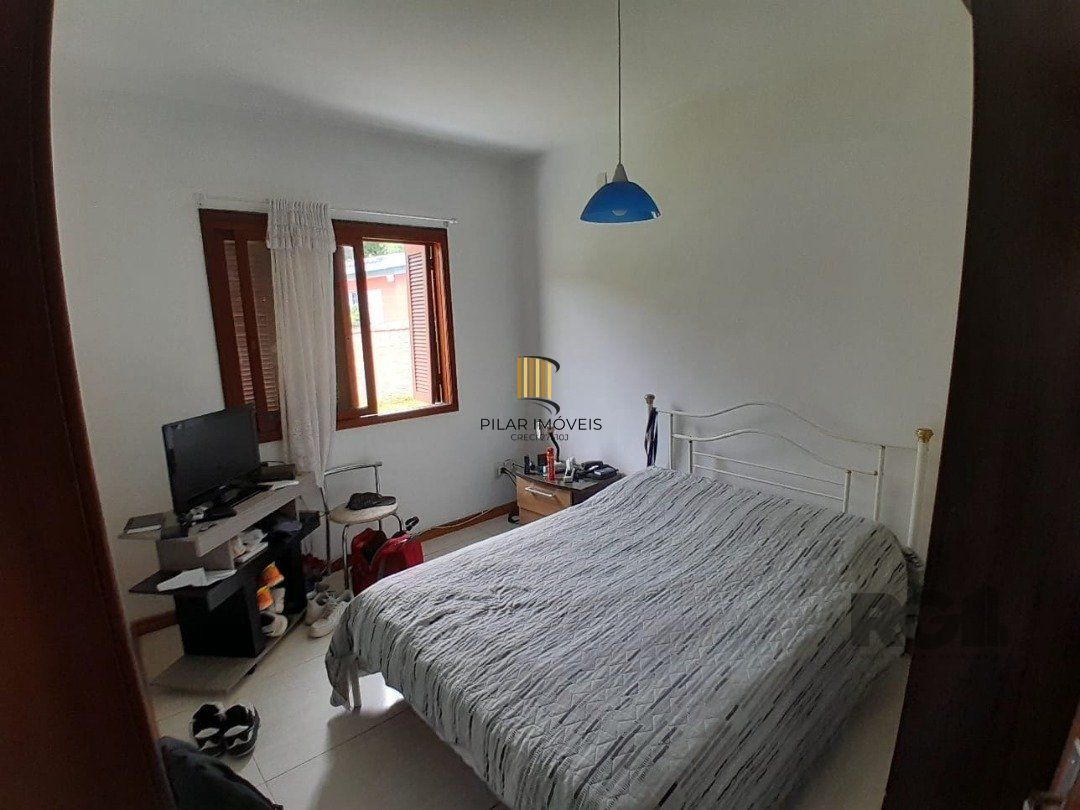 Casa para Venda - 220.83m², 3 dormitórios, 2 vagas - Vila Nova