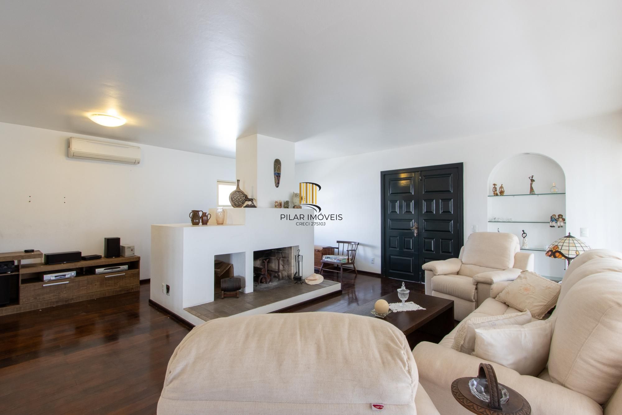Casa com piscina Bairro Cristal - Pilar Imóveis