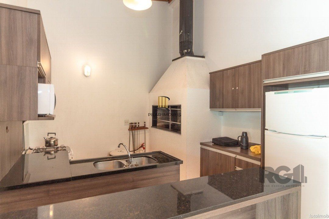 Casa Condominio para Venda - 307m², 5 dormitórios, sendo 1 suites, 4 vagas - Cristal
