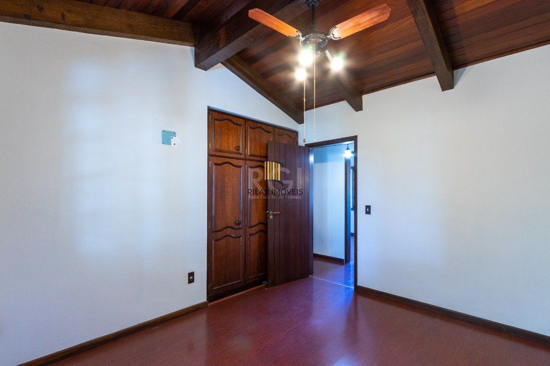 Casa para Venda - 357.28m², 4 dormitórios, sendo 1 suites, 4 vagas - Jardim Isabel
