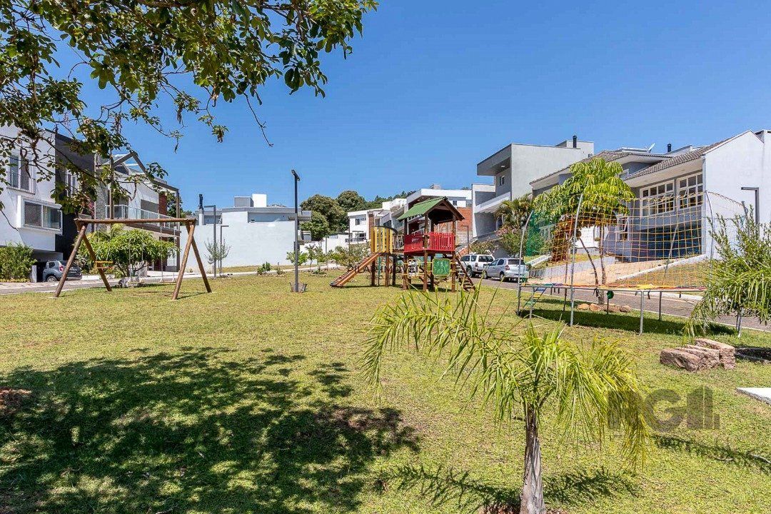 Casa de Condomínio 3 dormitórios no bairro Vila Nova