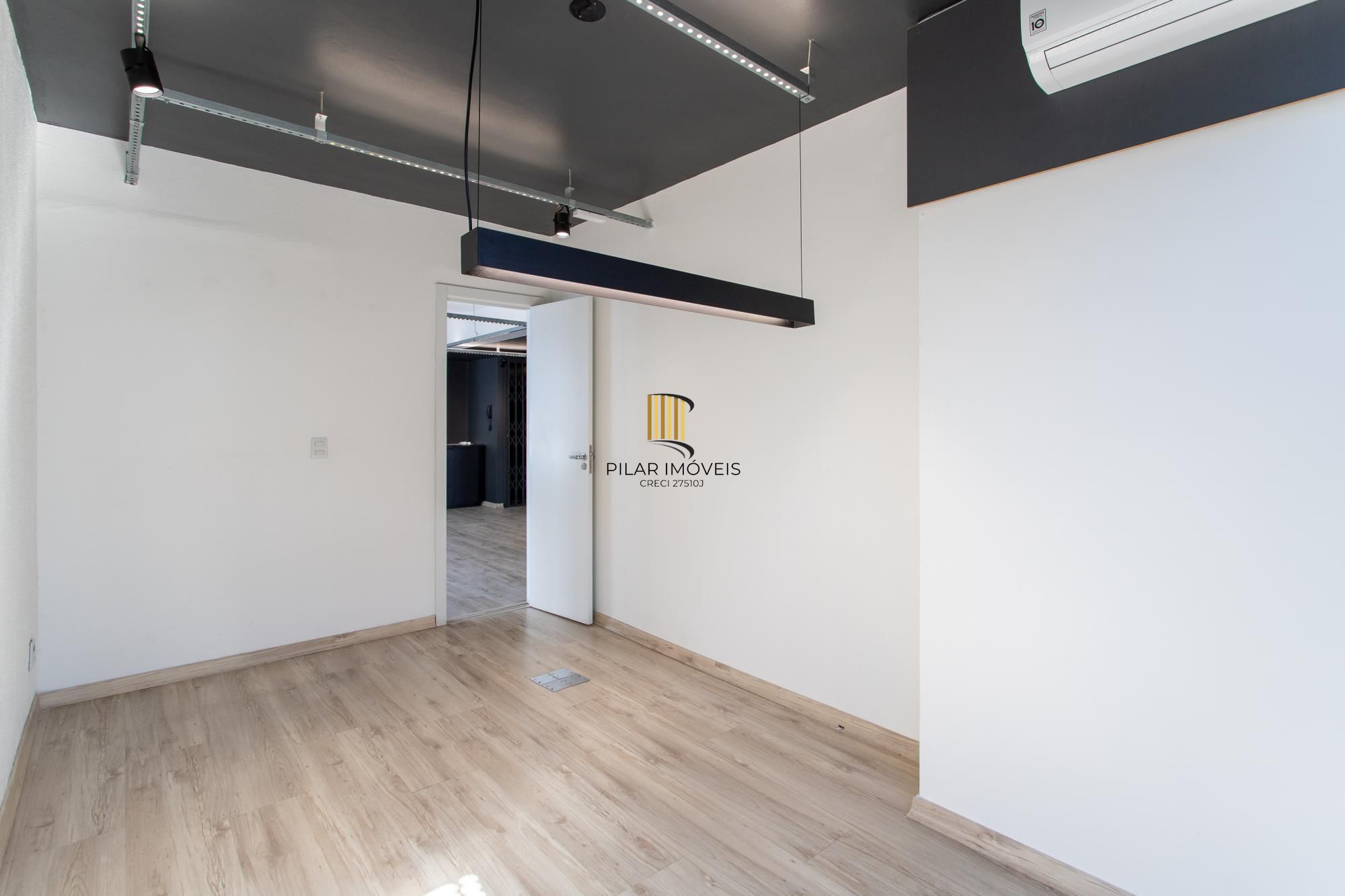 Andar inteiro de 214 m²