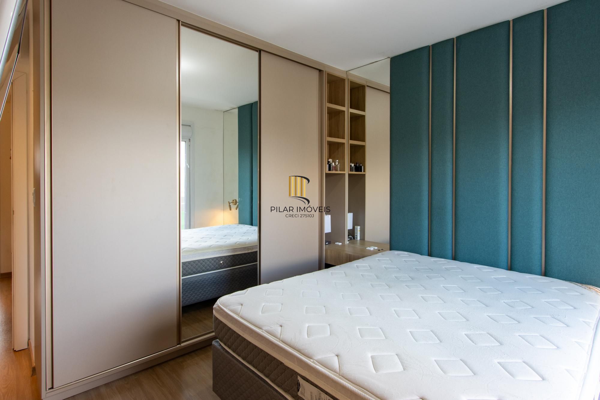Sobrado para Venda - 95,16m², 3 dormitórios, sendo 1 suites, 2 vagas - Hípica