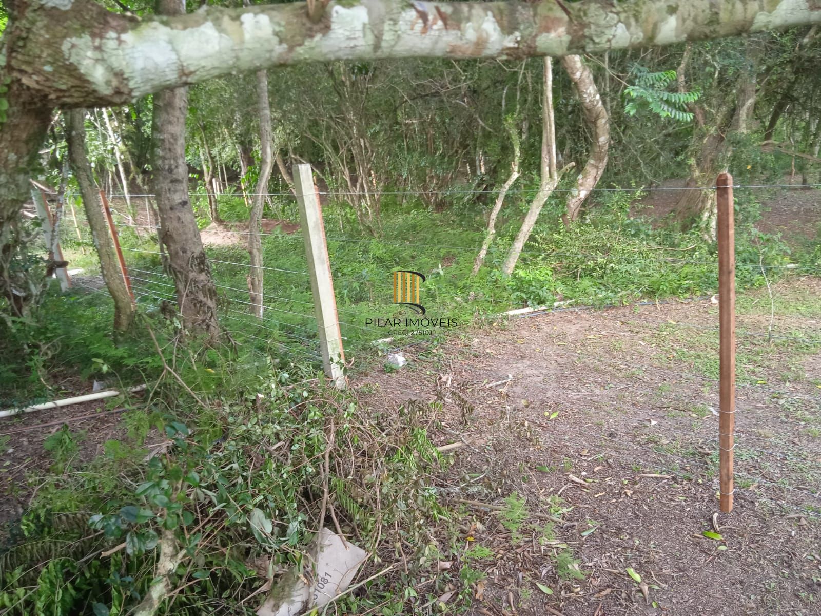 Chácara 2 dormitórios no bairro Distrito Industrial (Águas Claras)