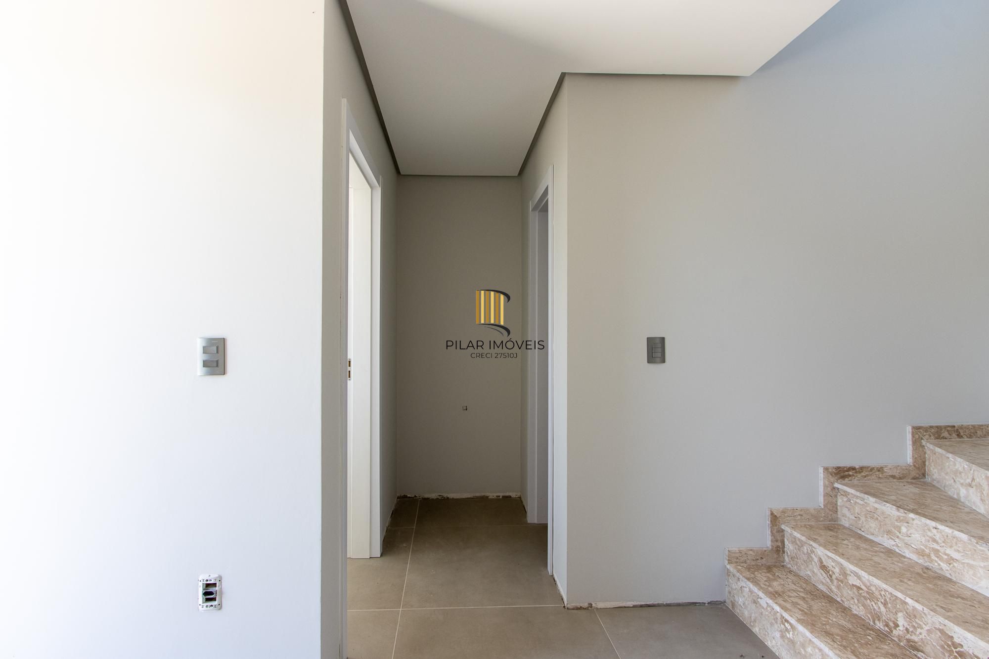 Casa em condomínio com conforto e exclusividade no bairro Tristeza