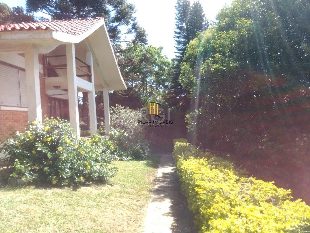 Casa para Venda - 250m², 3 dormitórios, sendo 1 suites, 4 vagas - Taruma