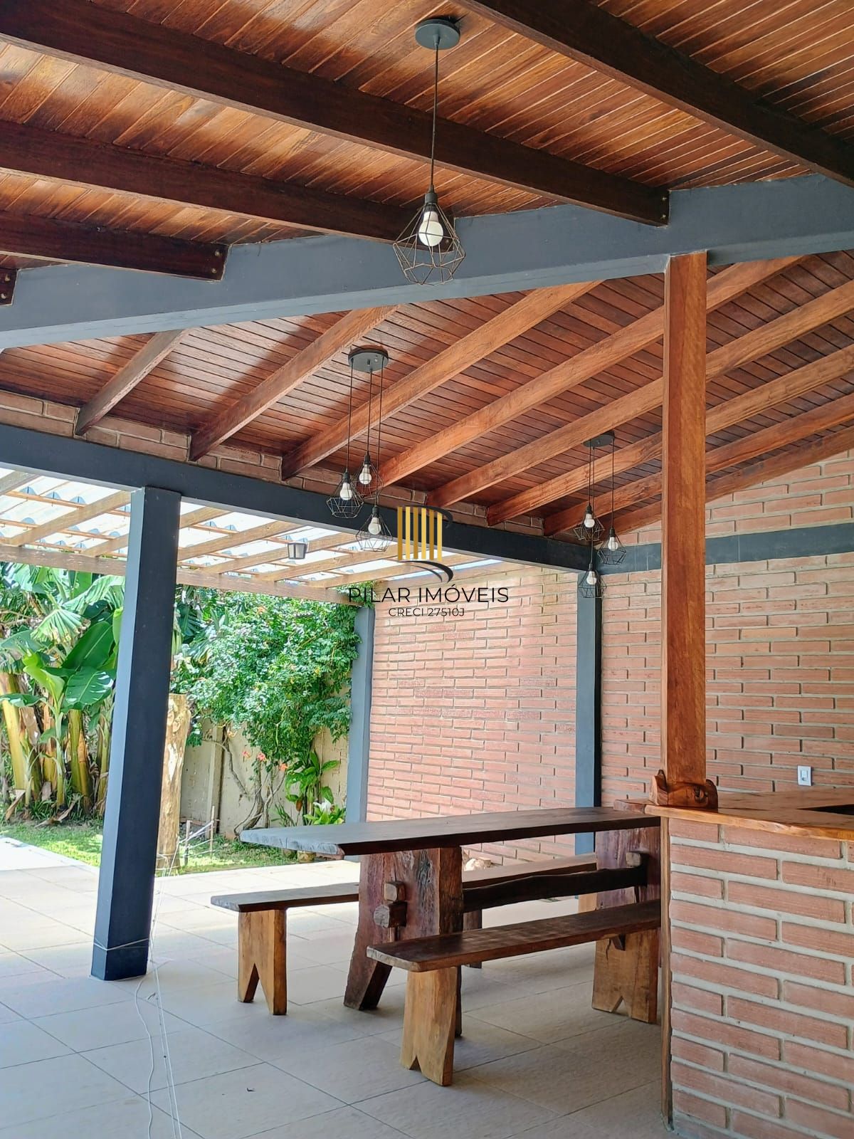 Excelente casa de alvenaria em Viamão!