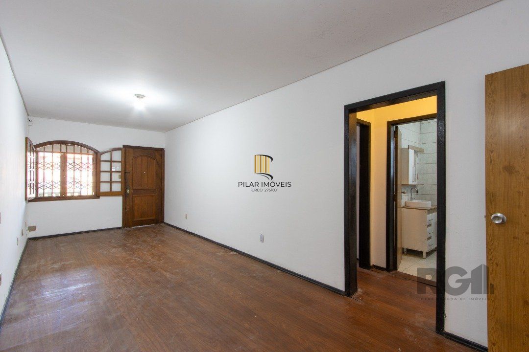 Casa 3 dormitórios no bairro Tristeza