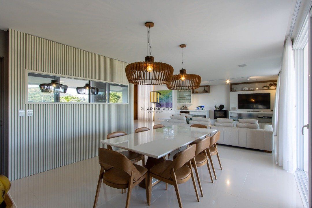 Casa Condominio para Venda - 608.97m², 4 dormitórios, sendo 4 suites, 3 vagas - Alphaville