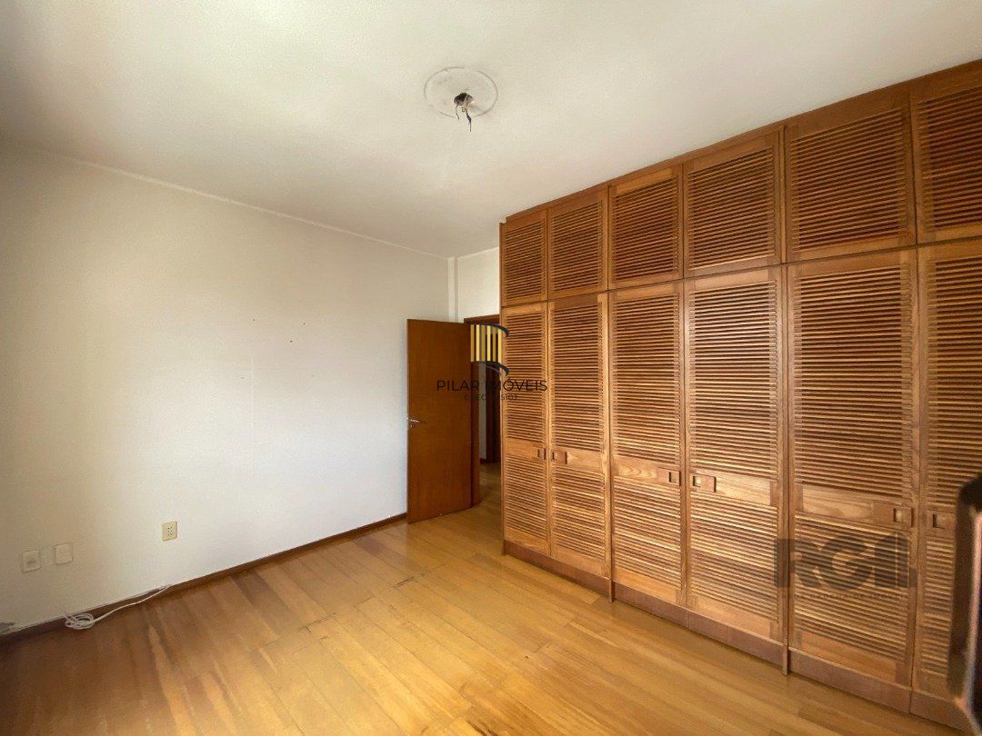 Apartamento 4 dormitórios no bairro Centro Histórico
