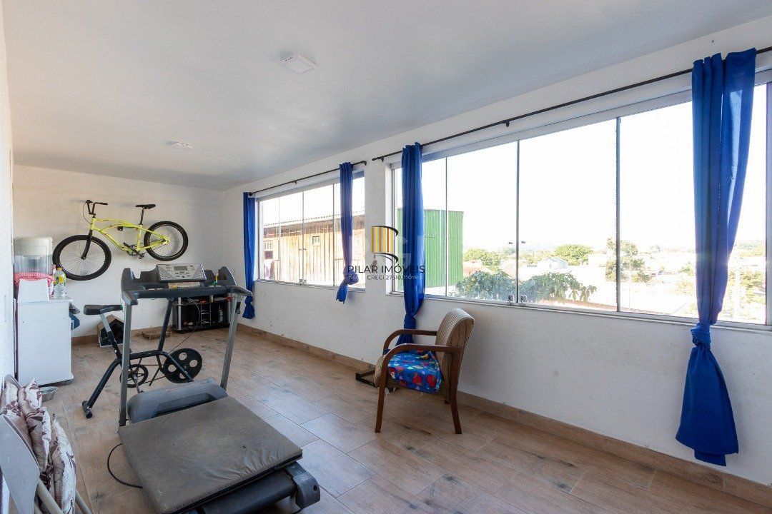 Casa para Venda - 300m², 5 dormitórios, 2 vagas - Cavalhada