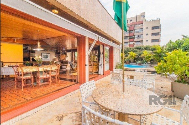 Cobertura no Moinhos de Vento, com 579m² privativos