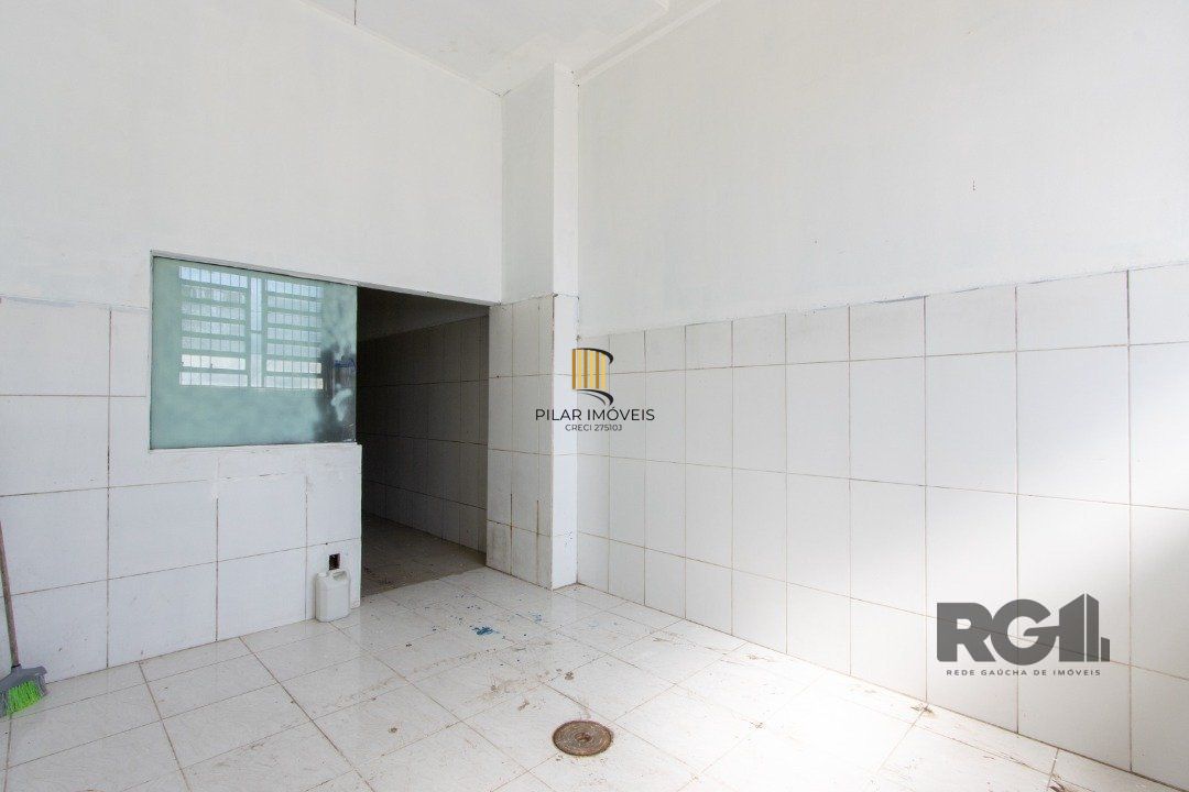 Loja para venda no bairro São João, com 160,50 m², 02 banheiros