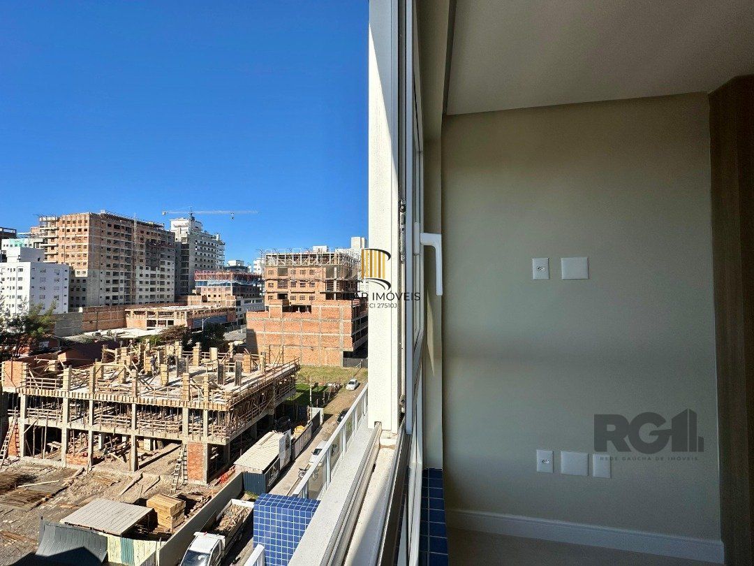 Apartamento 2 dormitórios no bairro Zona Nova