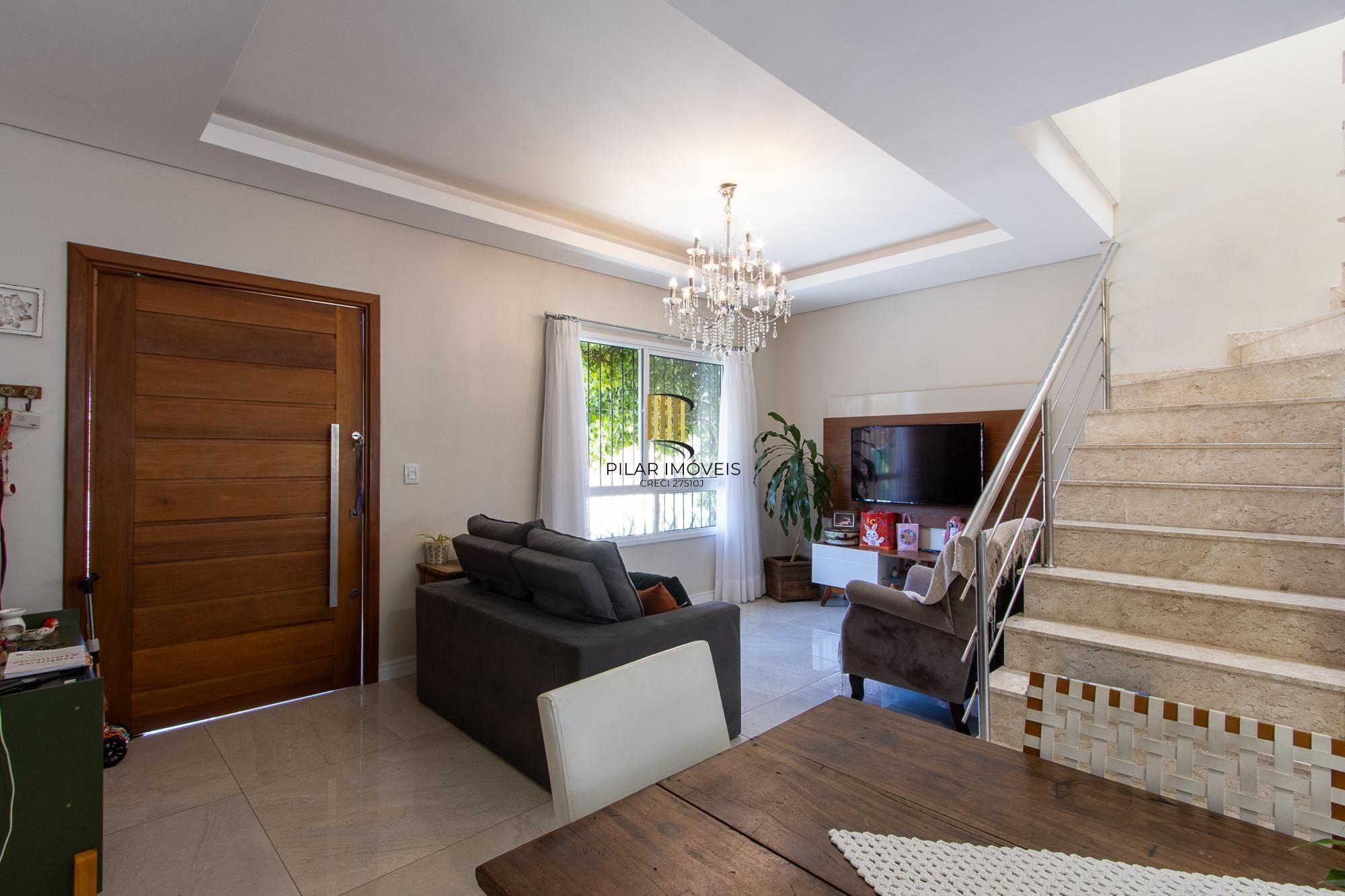 Casa 3 dormitórios