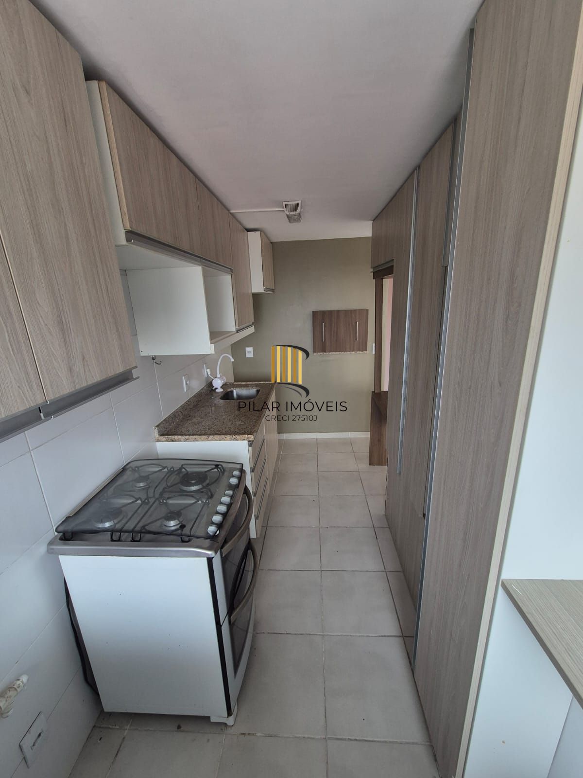 Apartamento 2 dormitórios no bairro Tristeza