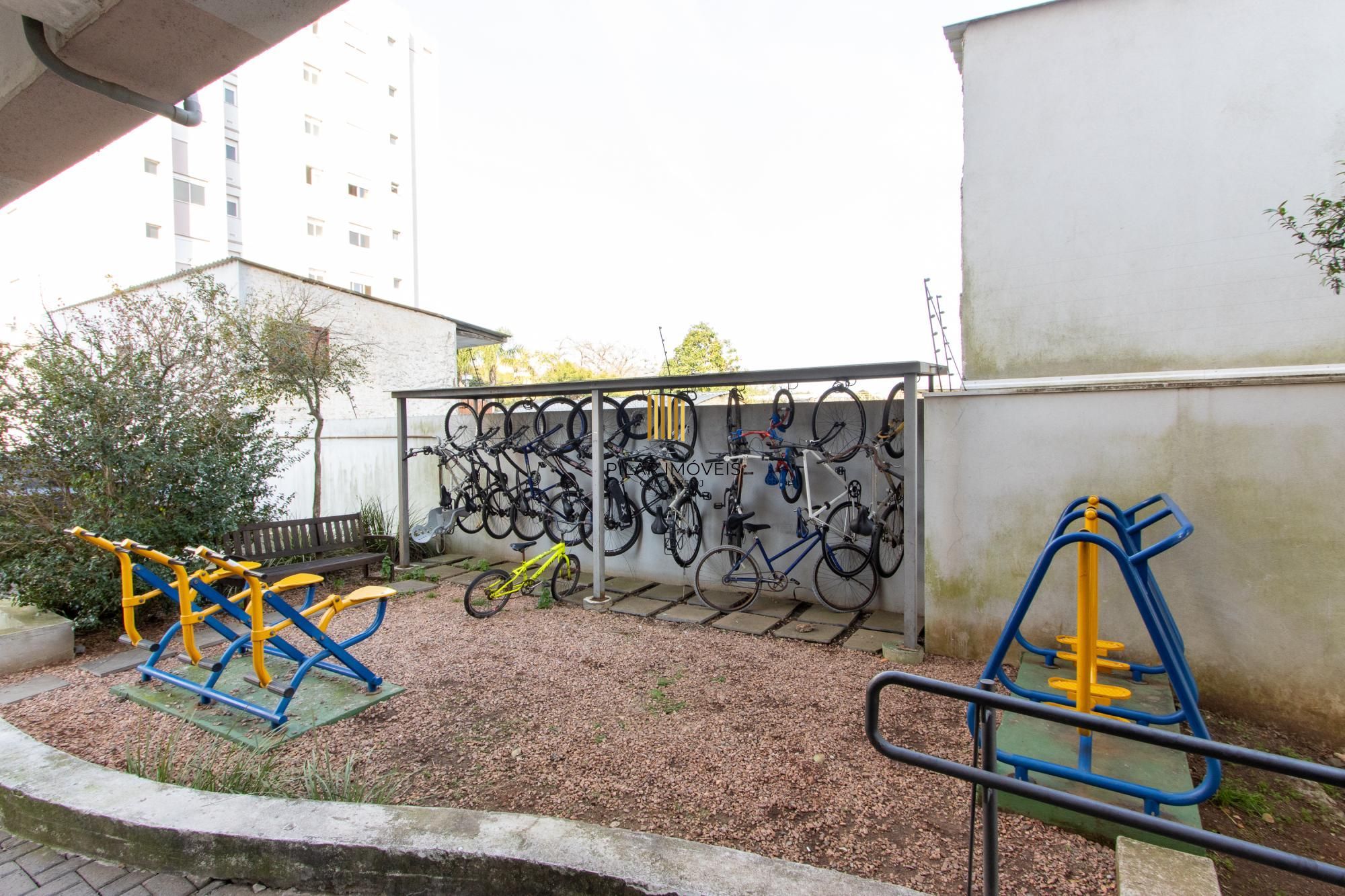 Apartamento 2 dormitórios no bairro Vila São José