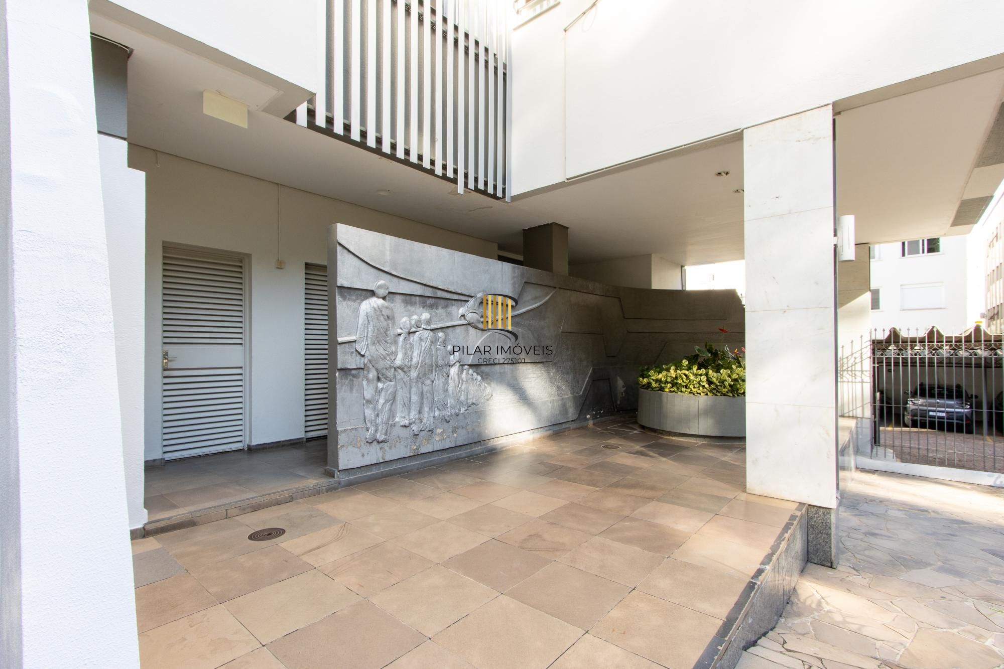 Apartamento de 2 dormitórios e uma vaga,  com infraestrutura