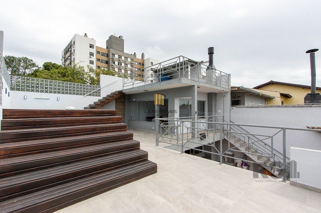 Casa 3 dormitórios no bairro Tristeza