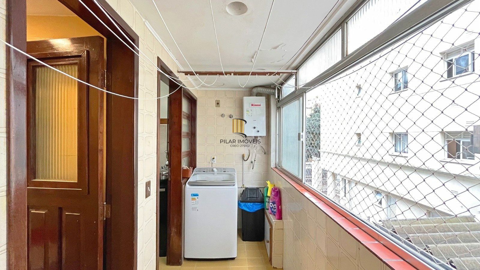 Apartamento de 3 dormitórios no bairro Mont Serrat