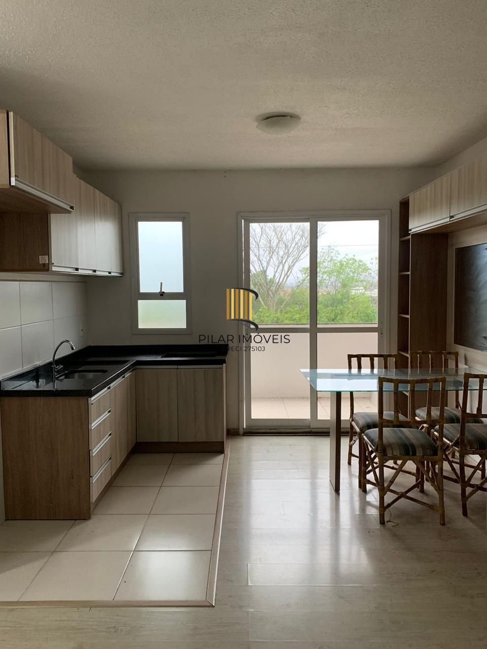 Apartamento desocupado em Cachoeirinha!