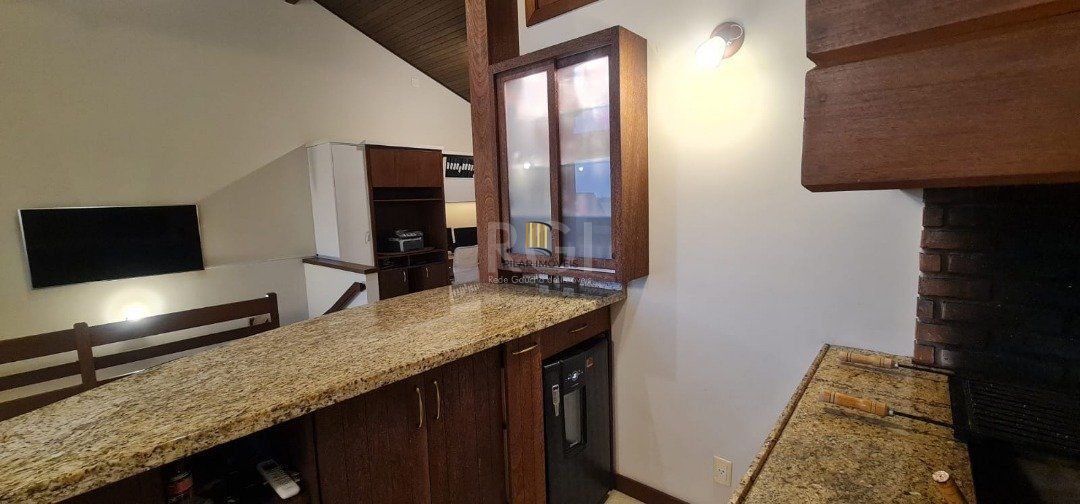 Casa de Condomínio 4 dormitórios no bairro Vila Conceição