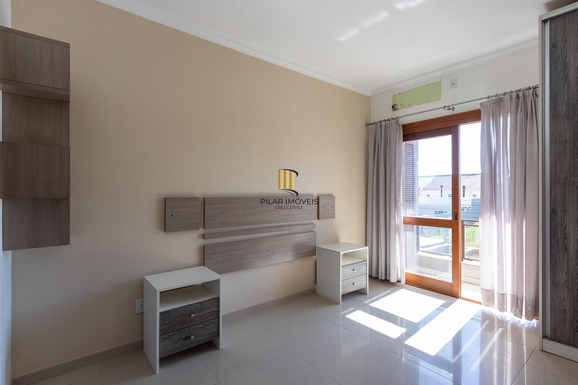 Casa para Venda - 135.78m², 3 dormitórios, sendo 3 suites, 1 vaga - Guarujá