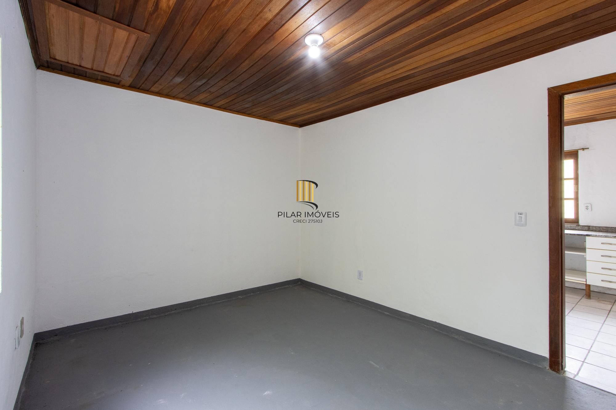 Casa para Venda - 235m², 2 dormitórios, 4 vagas - Cavalhada