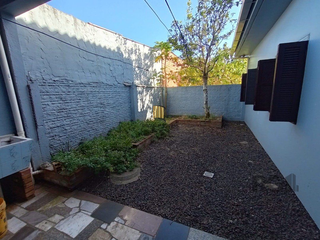 Casa 3 dormitórios no bairro Atlântida Sul