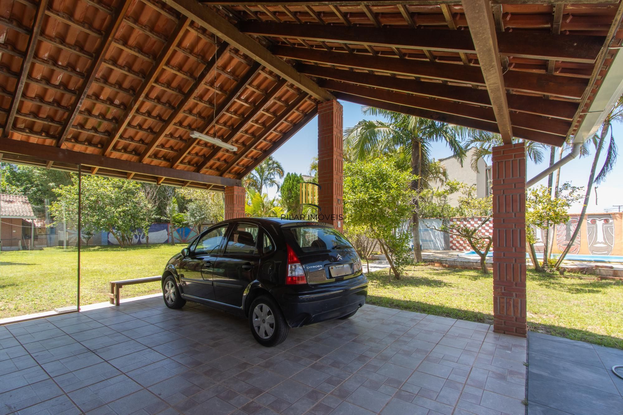 Casa Residencial à Venda no Bairro Guarujá, Porto Alegre, RS