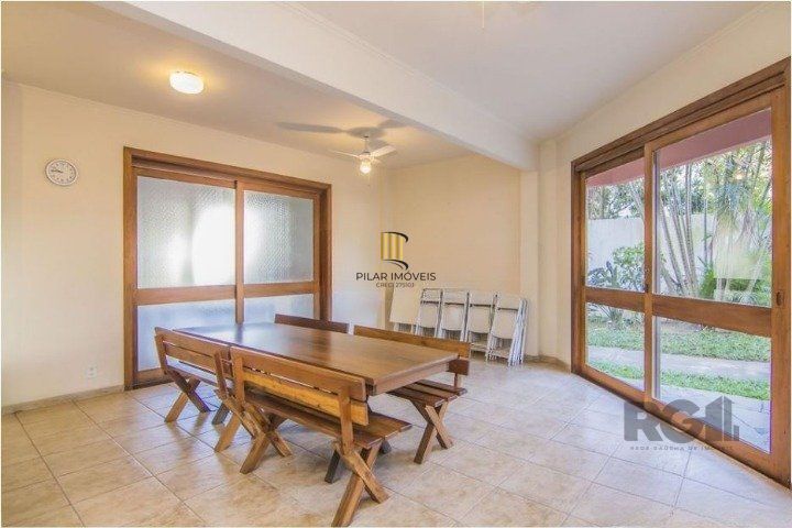 Apartamento 2 dormitórios no bairro Camaquã