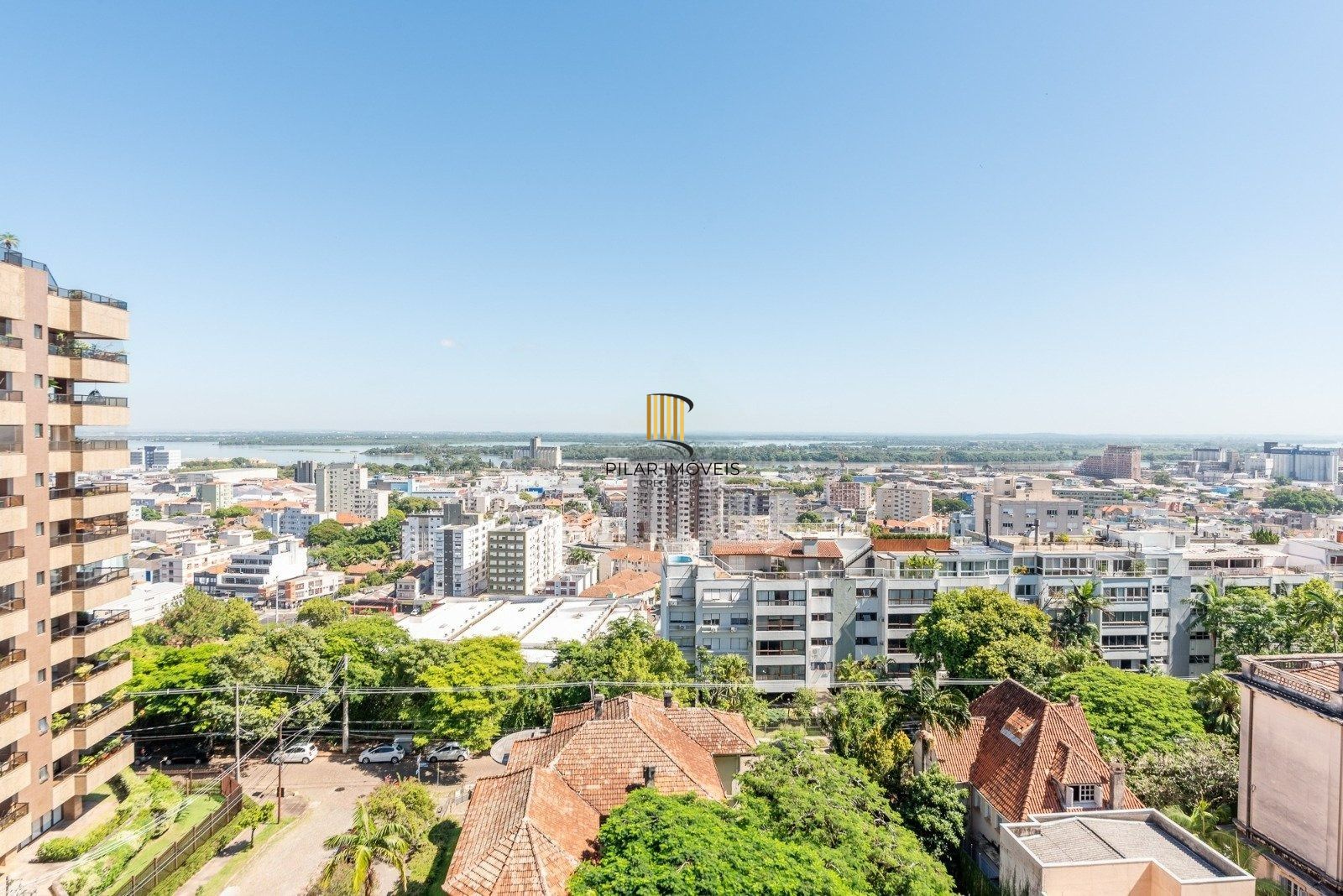 Cobertura de 4 dormitórios com vista 360º  no bairro Moinhos de Vento