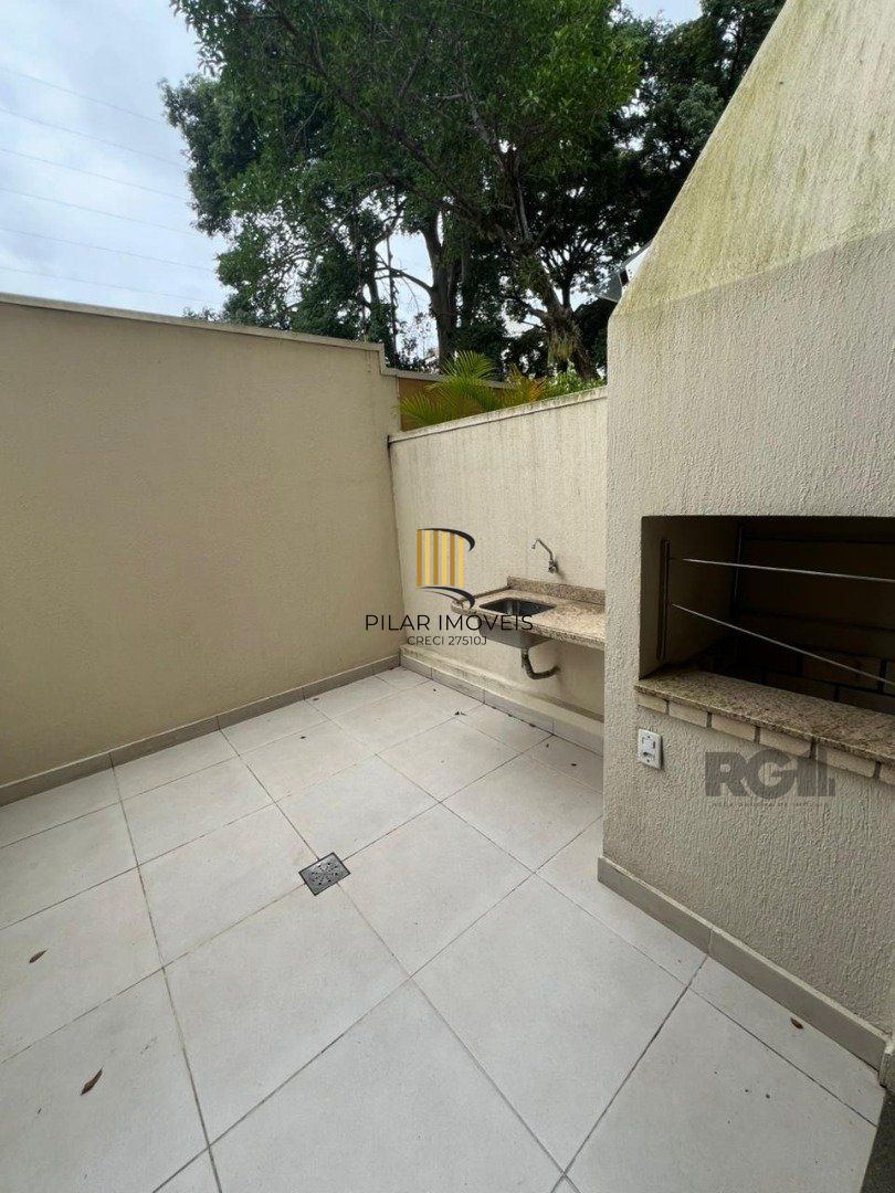 Casa de Condomínio 5 dormitórios no bairro Tristeza