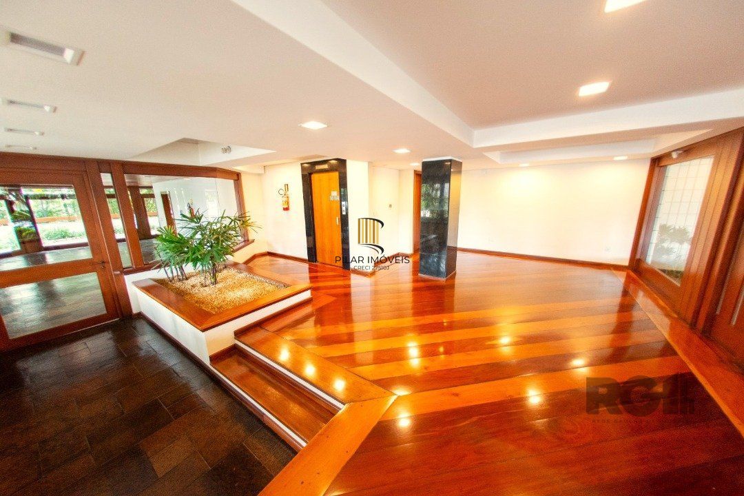 xcelente cobertura, 3 dormitórios, 1 suíte, (atualmente 3, ampliada suíte do casal),