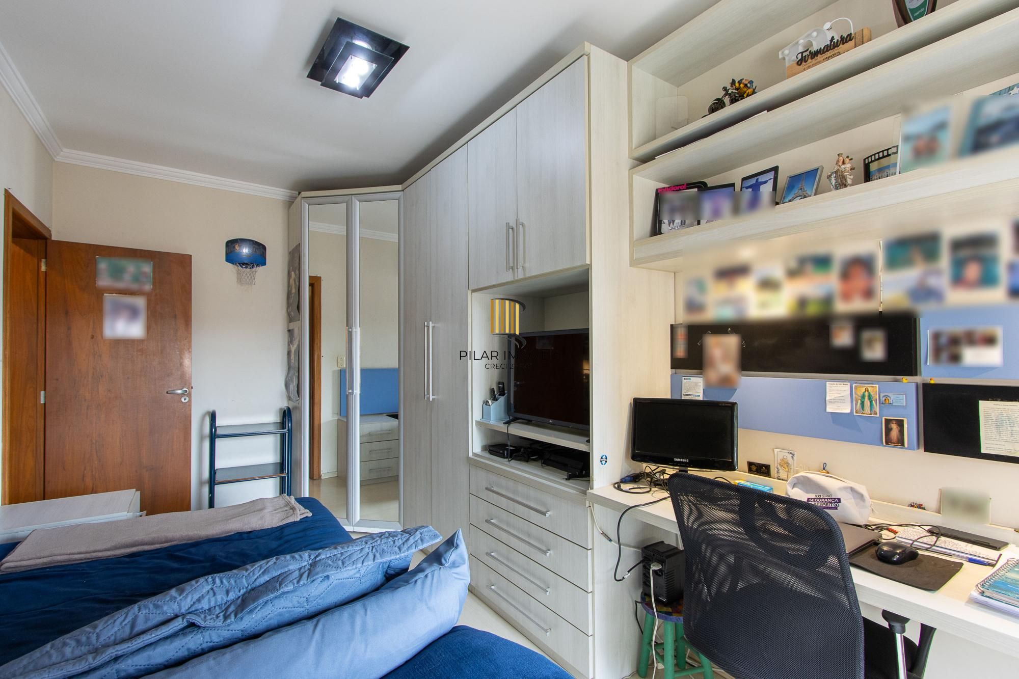 Casa de Condomínio 3 dormitórios no bairro Tristeza