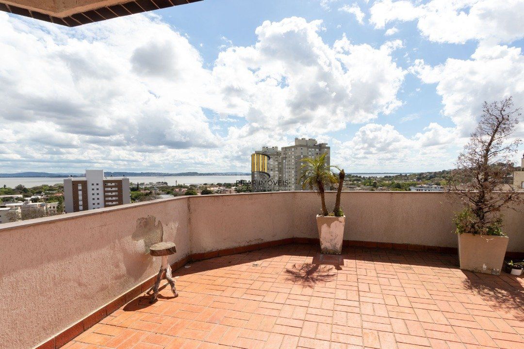 Cobertura para Venda - 157.05m², 2 dormitórios, 2 vagas - Tristeza
