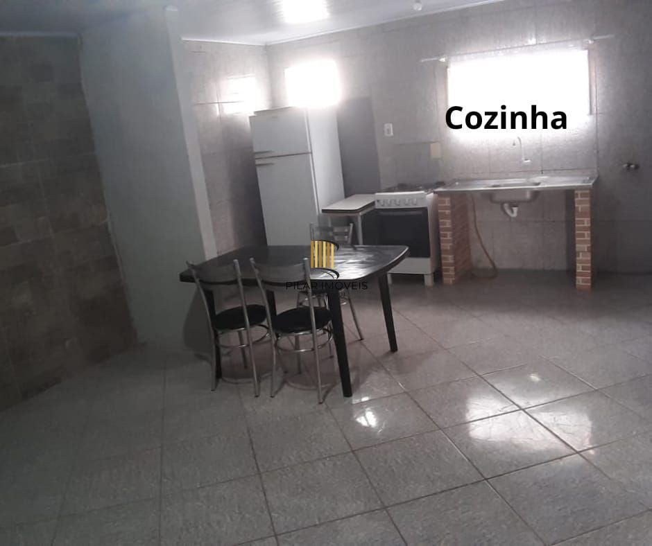 Casa 3 dormitórios no bairro Camaquã