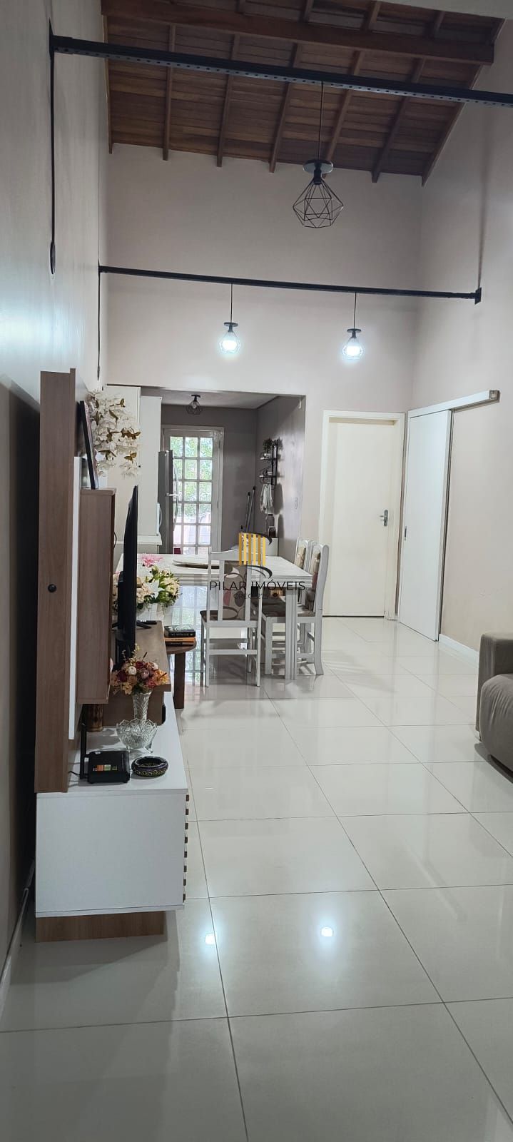 Casa 2 dormitórios no bairro Aberta dos Morros