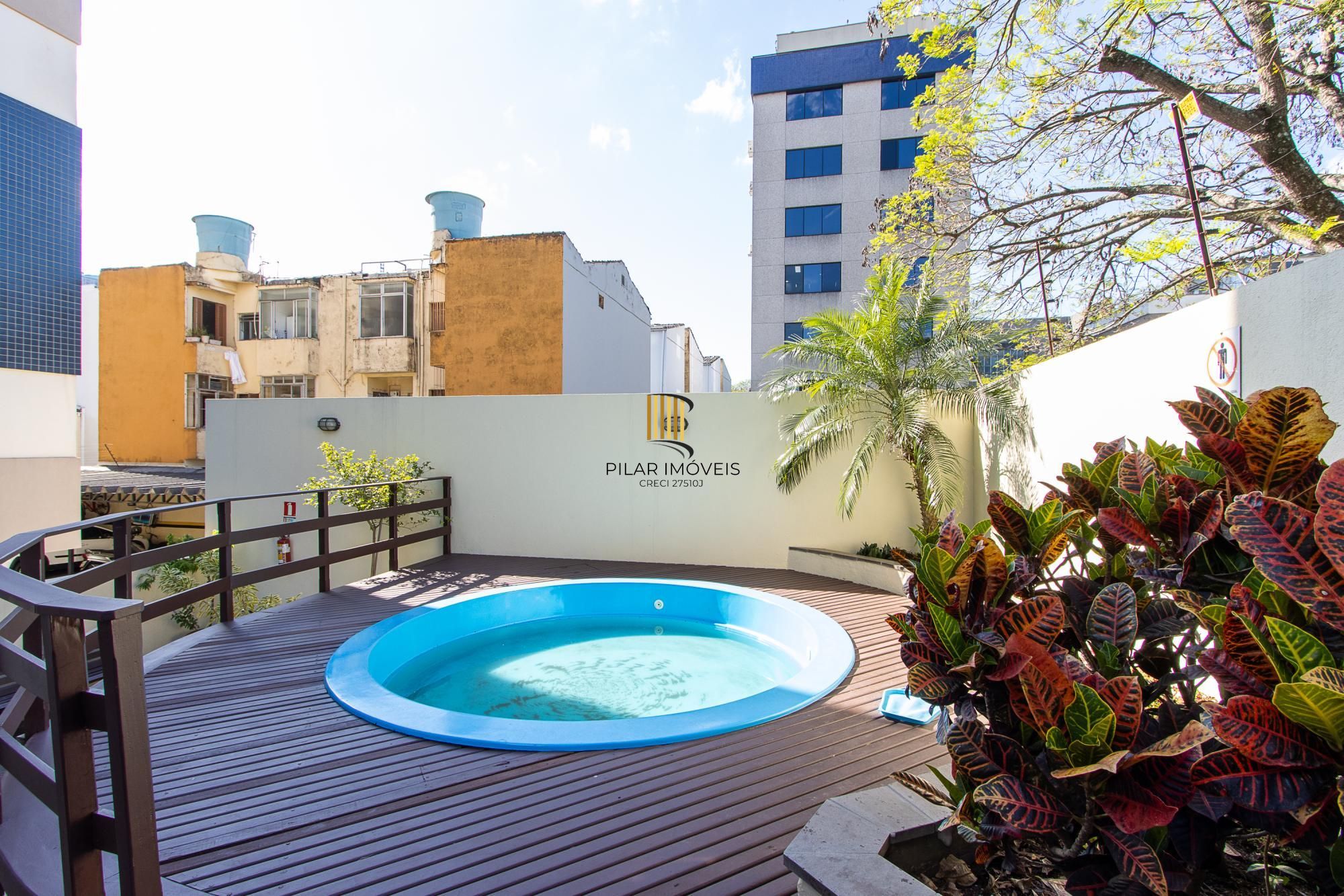 Cobertura 2 dormitórios no bairro Menino Deus