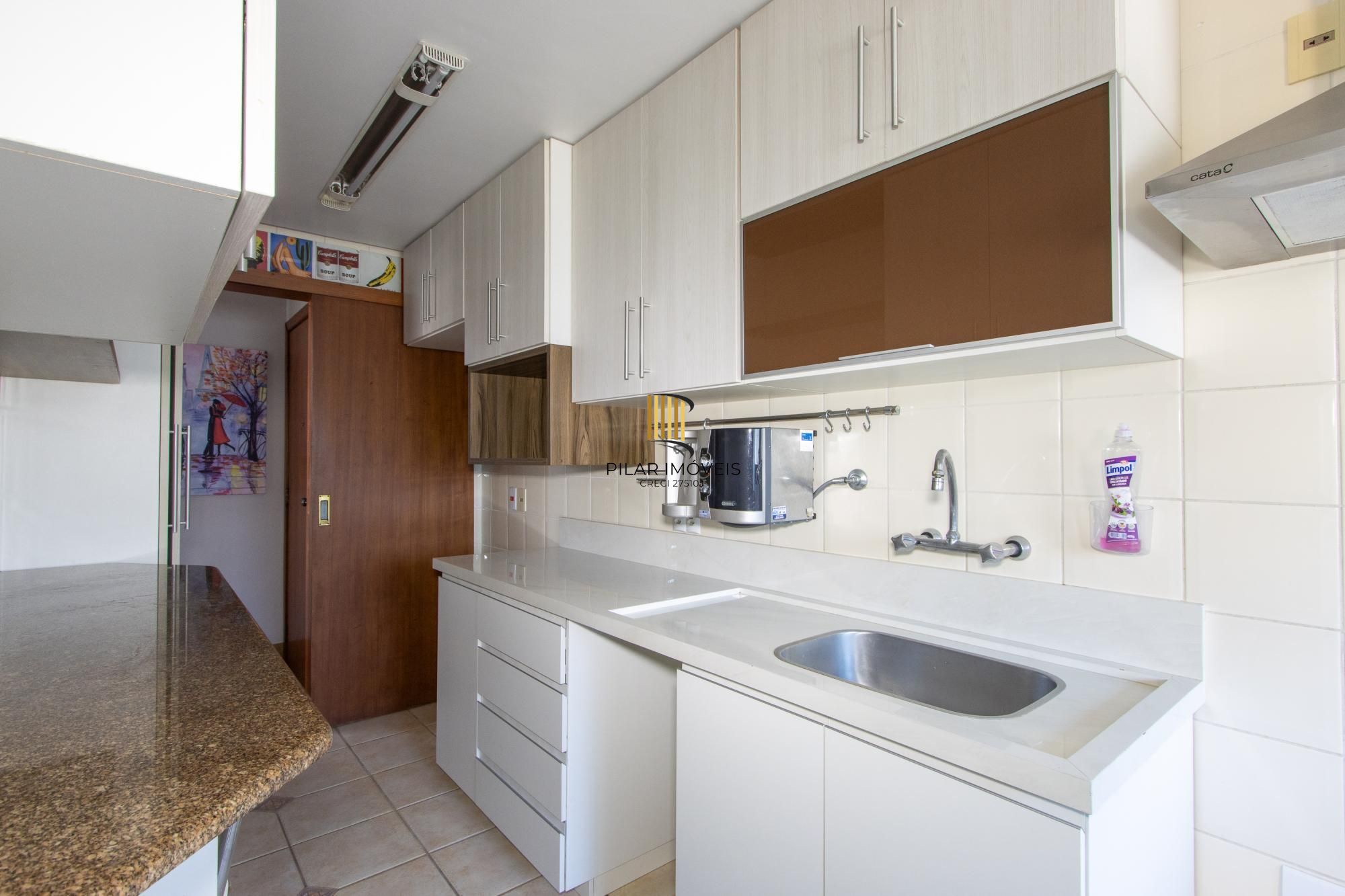 Apartamento 3 dormitórios no bairro Cidade Baixa