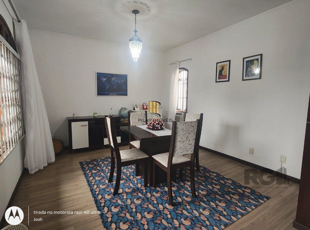 Casa 4 dormitórios no bairro Cavalhada