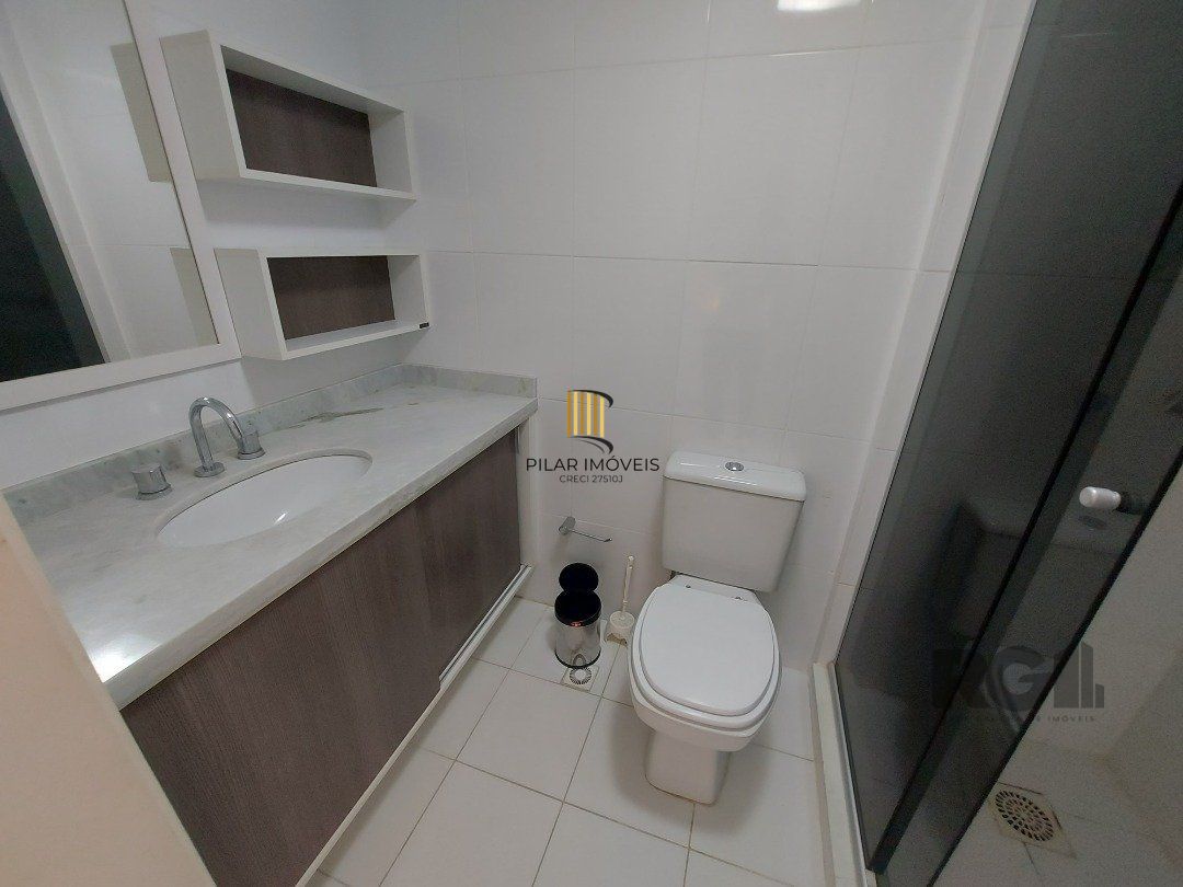Casa em Condomínio Fechado com 3 quartos e 150m² privativos