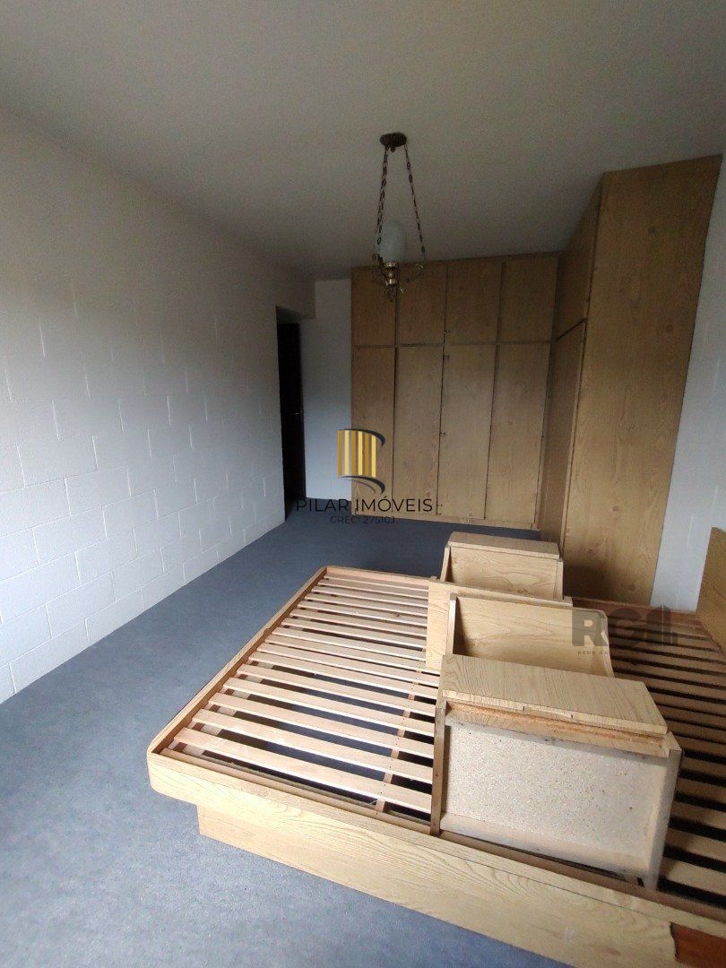 Apartamento, 2 quartos, 1 vaga escriturada, elevador - Bairro Bom Fim