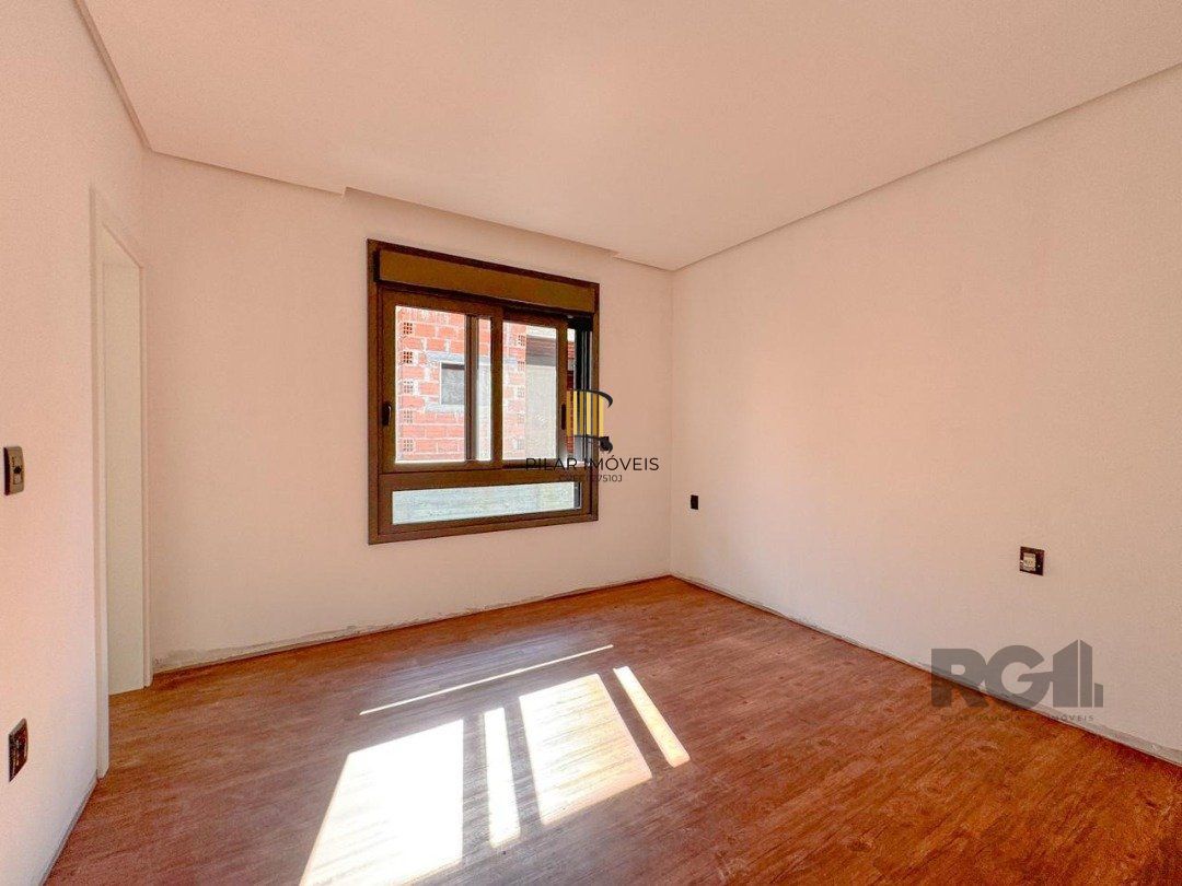 Casa de Condomínio 4 dormitórios no bairro Morada Gaúcha