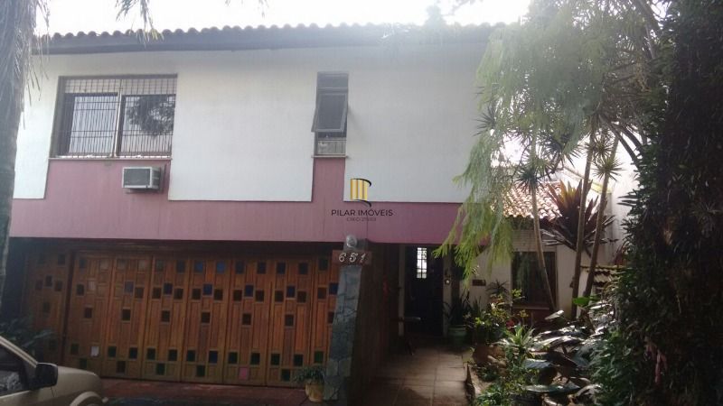 Casa para Venda - 320m², 3 dormitórios, sendo 1 suites, 4 vagas - Cristal - Pilar Imóveis