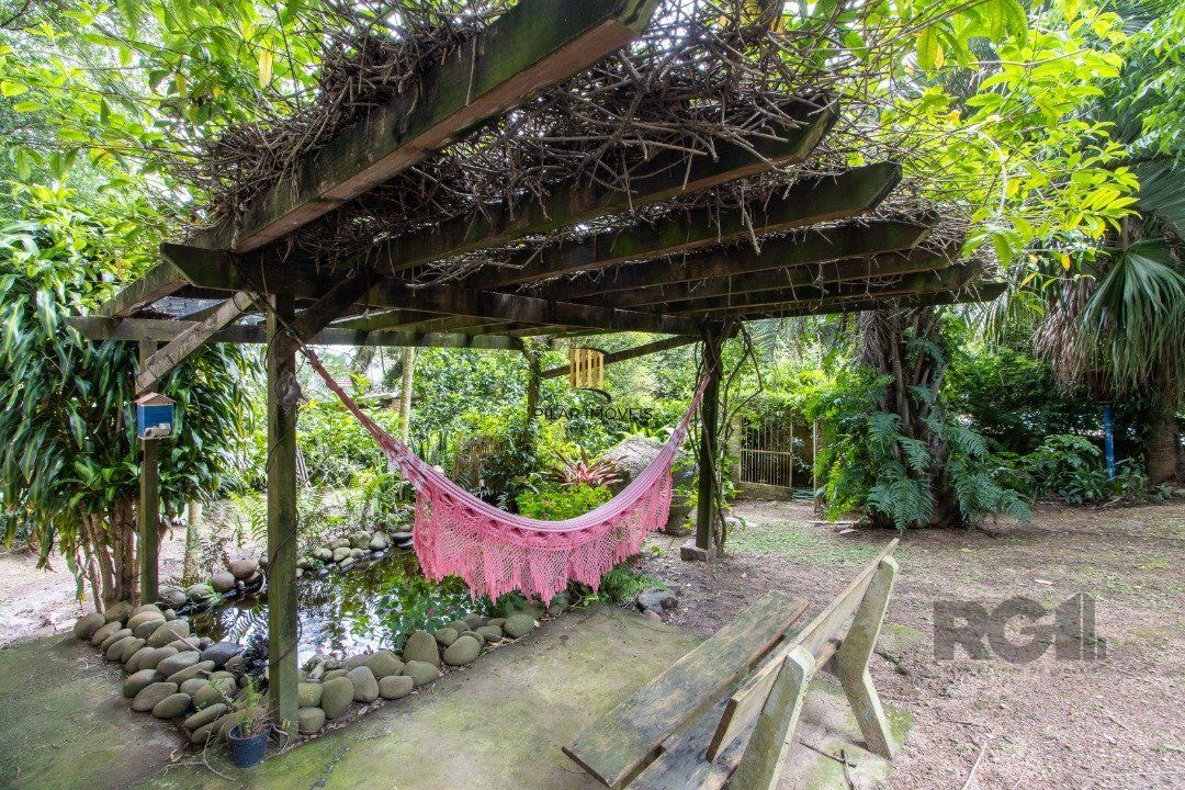 Casa 4 dormitórios no bairro Espírito Santo