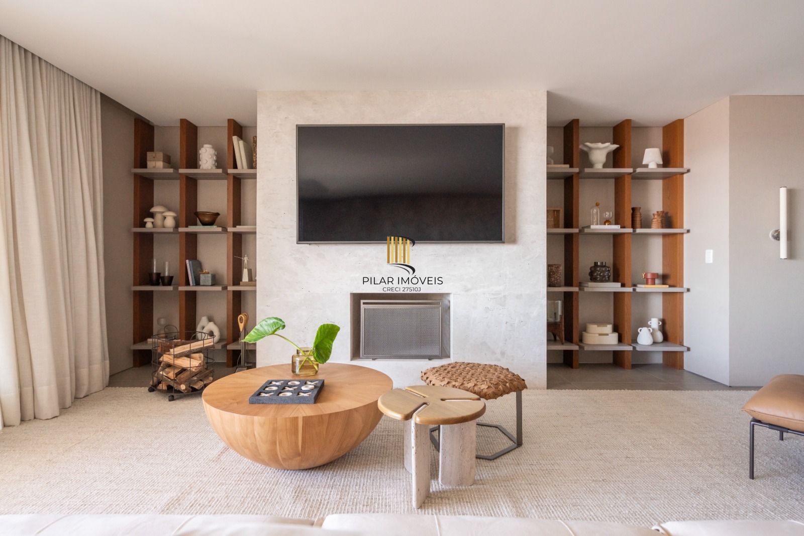 Cobertura para Venda - 483.85m², 3 dormitórios, sendo 3 suites, 4 vagas - Vila Assunção